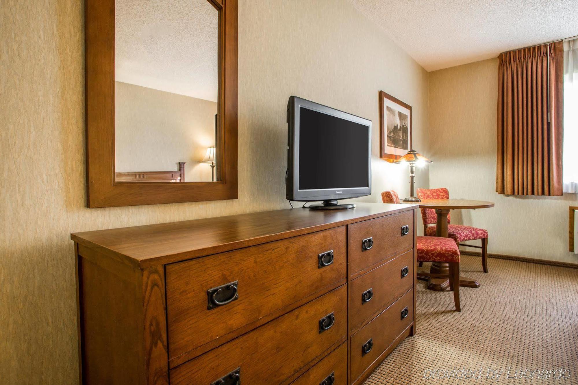 Quality Inn Ironwood Kültér fotó